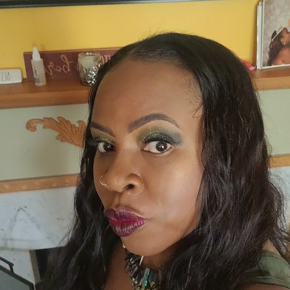 Meet your Posher, Kymberlie